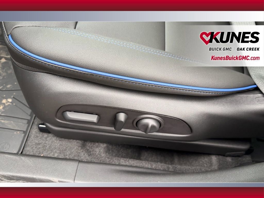 New 2026 Buick Envista Sport Touring w/ Convenience I Package FWD image 13