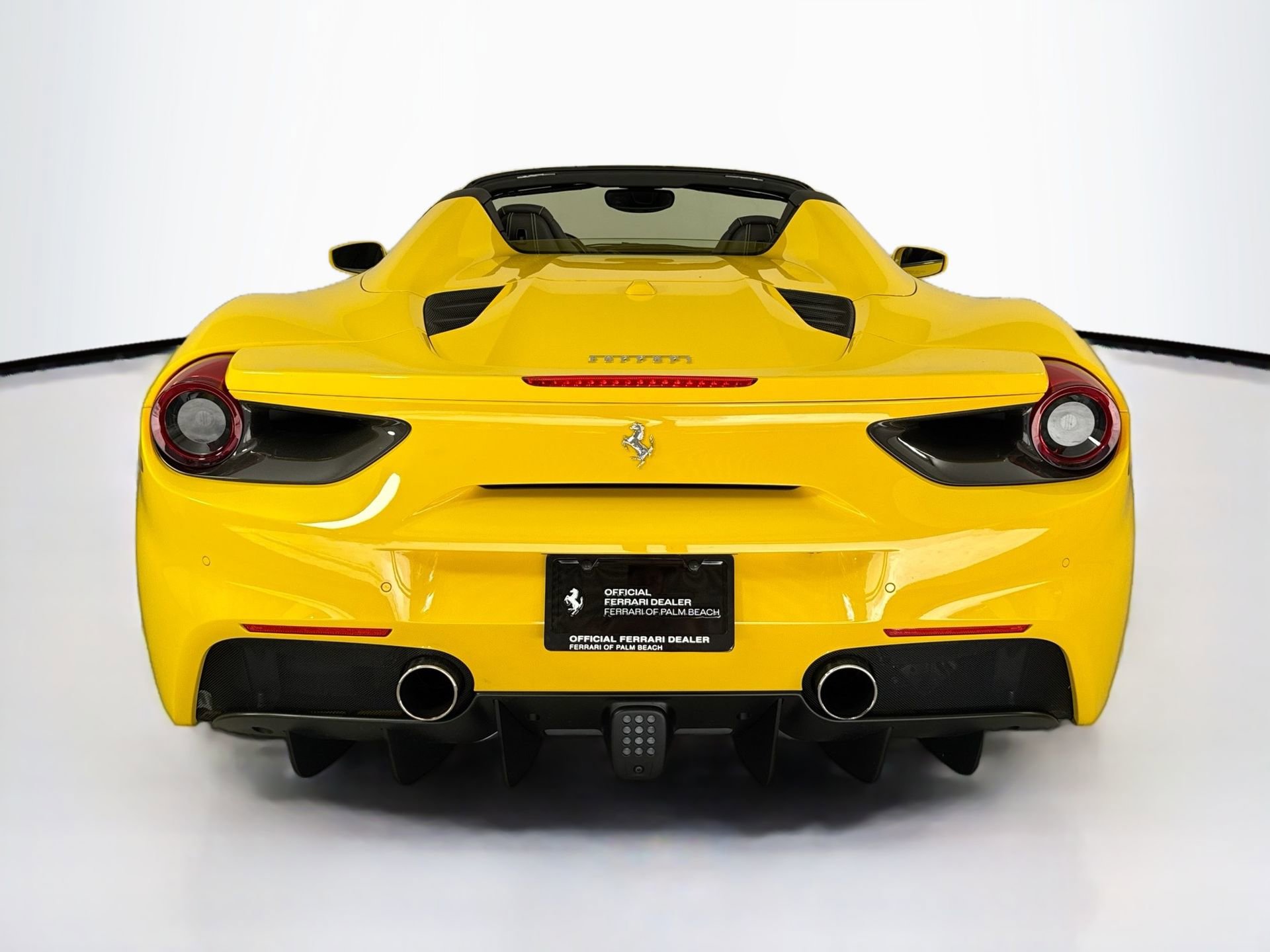 Certified 2018 Ferrari 488 Spider RWD image 6