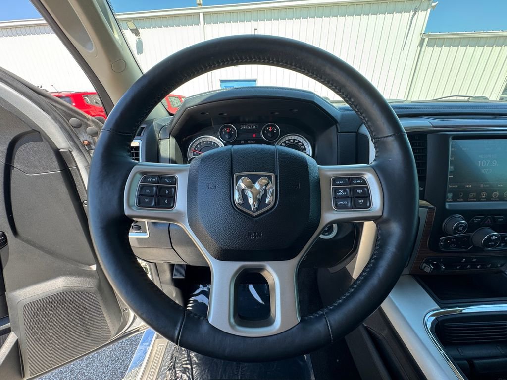 Used 2017 RAM 1500 Laramie w/ Convenience Group AWD/4WD image 21