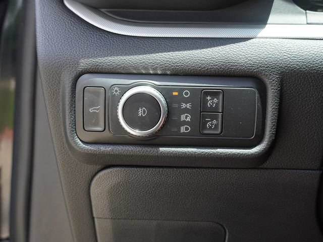 Used 2021 Ford Explorer XLT w/ Equipment Group 202A RWD image 22