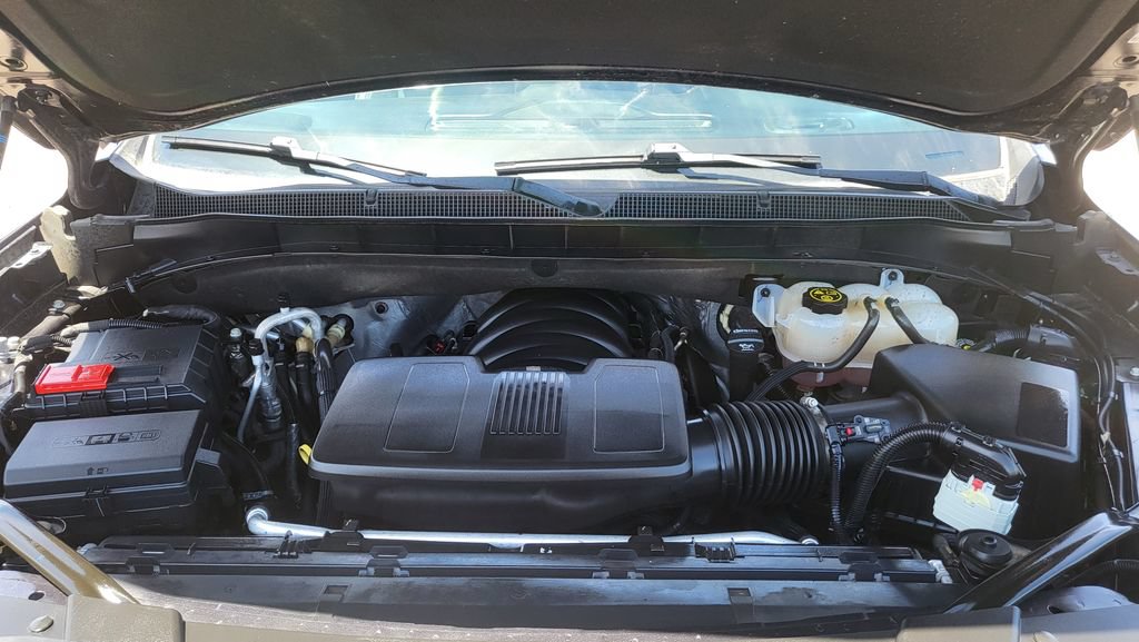 Used 2023 Chevrolet Suburban Premier AWD/4WD image 41