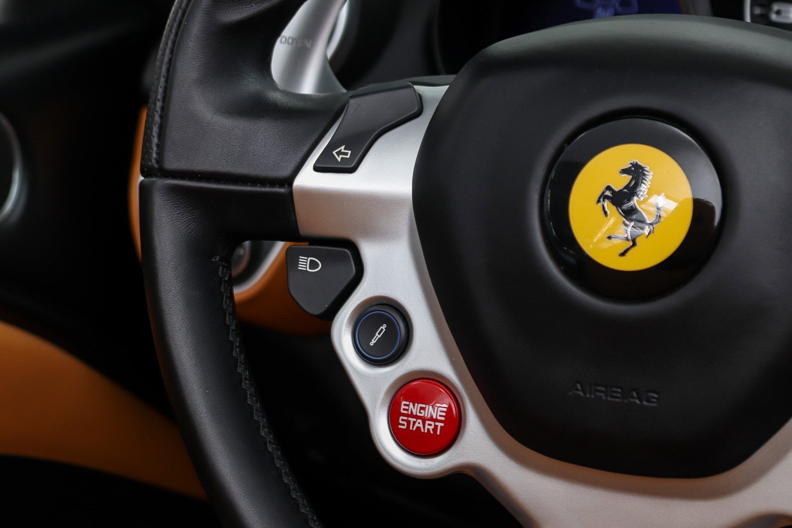 Used 2017 Ferrari California T RWD image 30