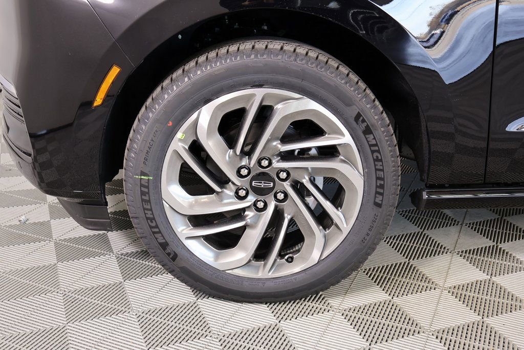 New 2025 Lincoln Navigator Reserve image 19