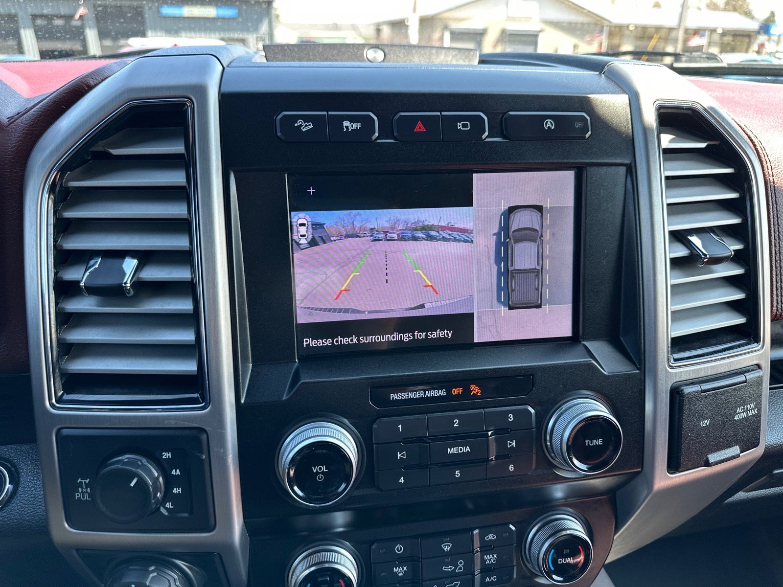 Used 2020 Ford F150 Platinum w/ Technology Package image 36