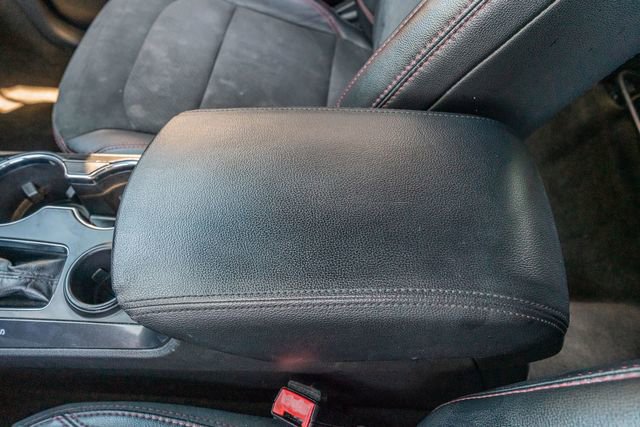 Used 2018 Ford Explorer XLT w/ Equipment Group 202A image 31