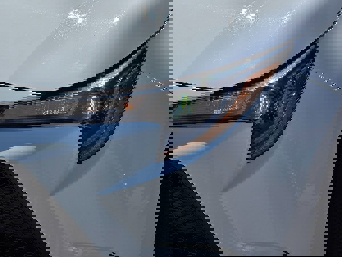 Used 2022 Toyota Corolla LE image 8