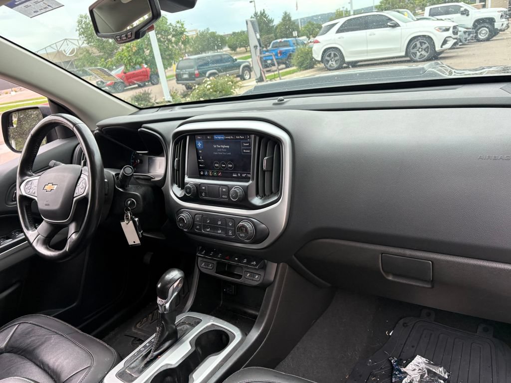 Used 2022 Chevrolet Colorado ZR2 w/ ZR2 Midnight Special Edition AWD/4WD image 29