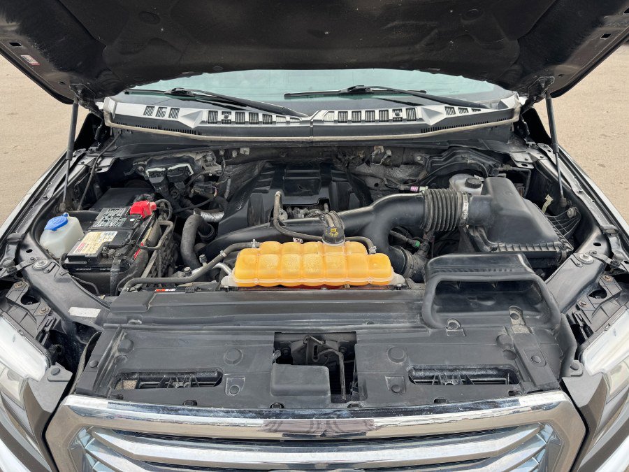 Used 2016 Ford F150 XLT w/ Equipment Group 302A Luxury image 23