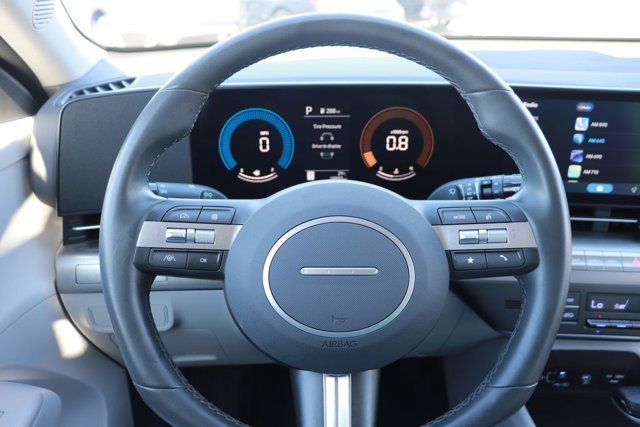 Used 2025 Hyundai Kona SEL image 16