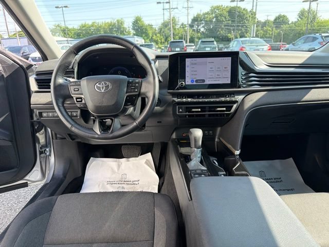 Used 2025 Toyota Camry LE w/ Convenience Package AWD/4WD image 16