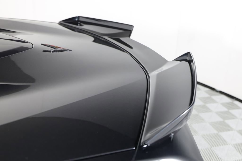 Used 2023 Chevrolet Corvette Z06 RWD image 25