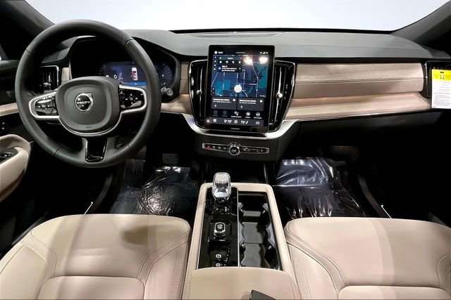 New 2026 Volvo XC90 B5 Plus image 6