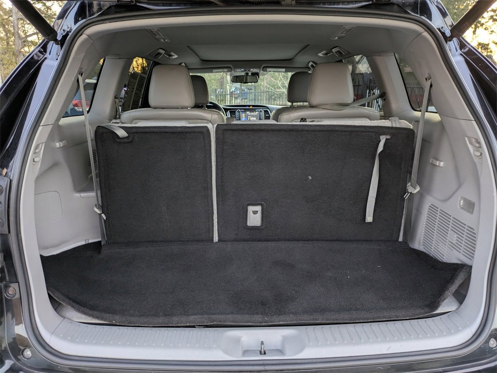 Used 2015 Toyota Highlander Limited Platinum image 14