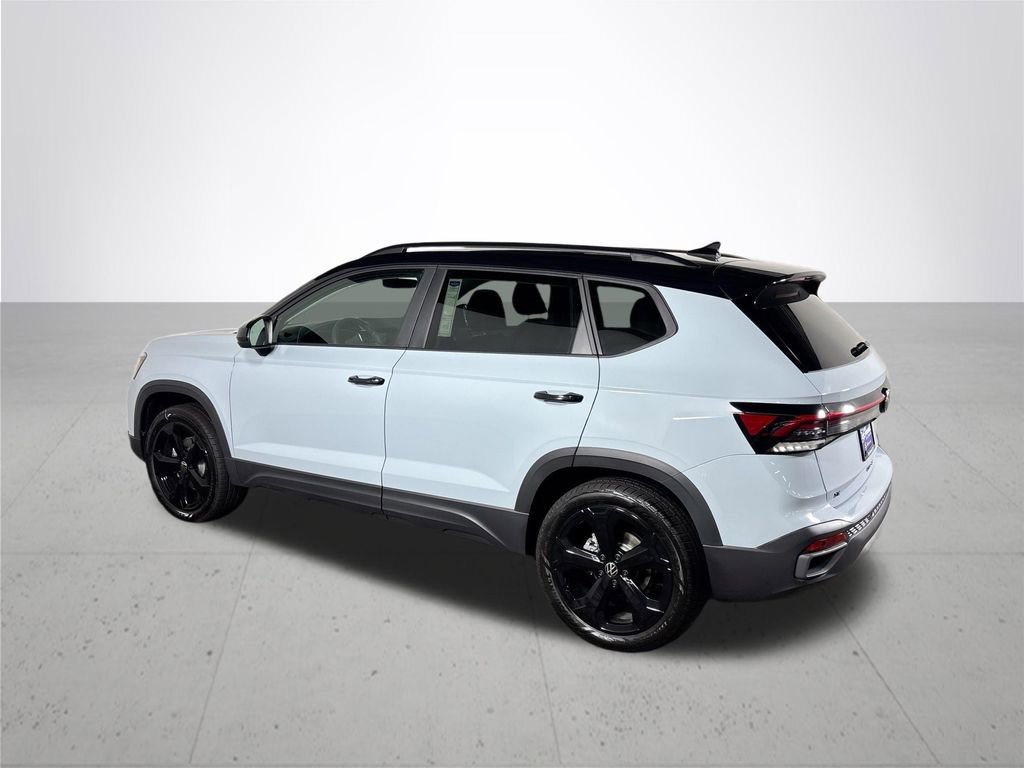 New 2026 Volkswagen Taos SE AWD/4WD image 8