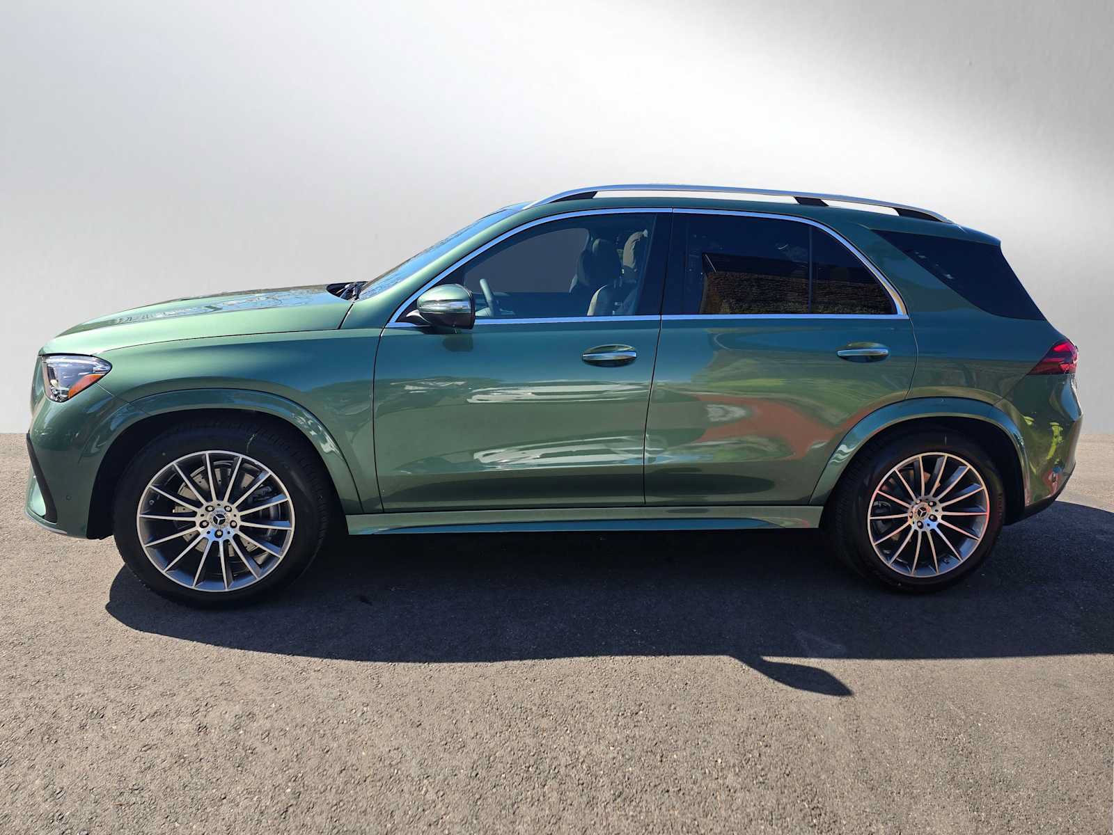 New 2026 Mercedes-Benz GLE 580 4MATIC image 6