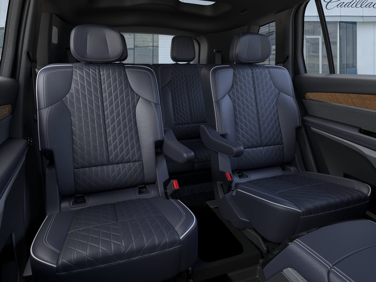 New 2026 Cadillac Vistiq Premium Luxury w/ LPO, Floor Liner Package AWD/4WD image 17