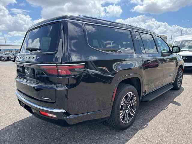 Used 2024 Jeep Wagoneer L Series II w/ Flexible Seating Group image 5