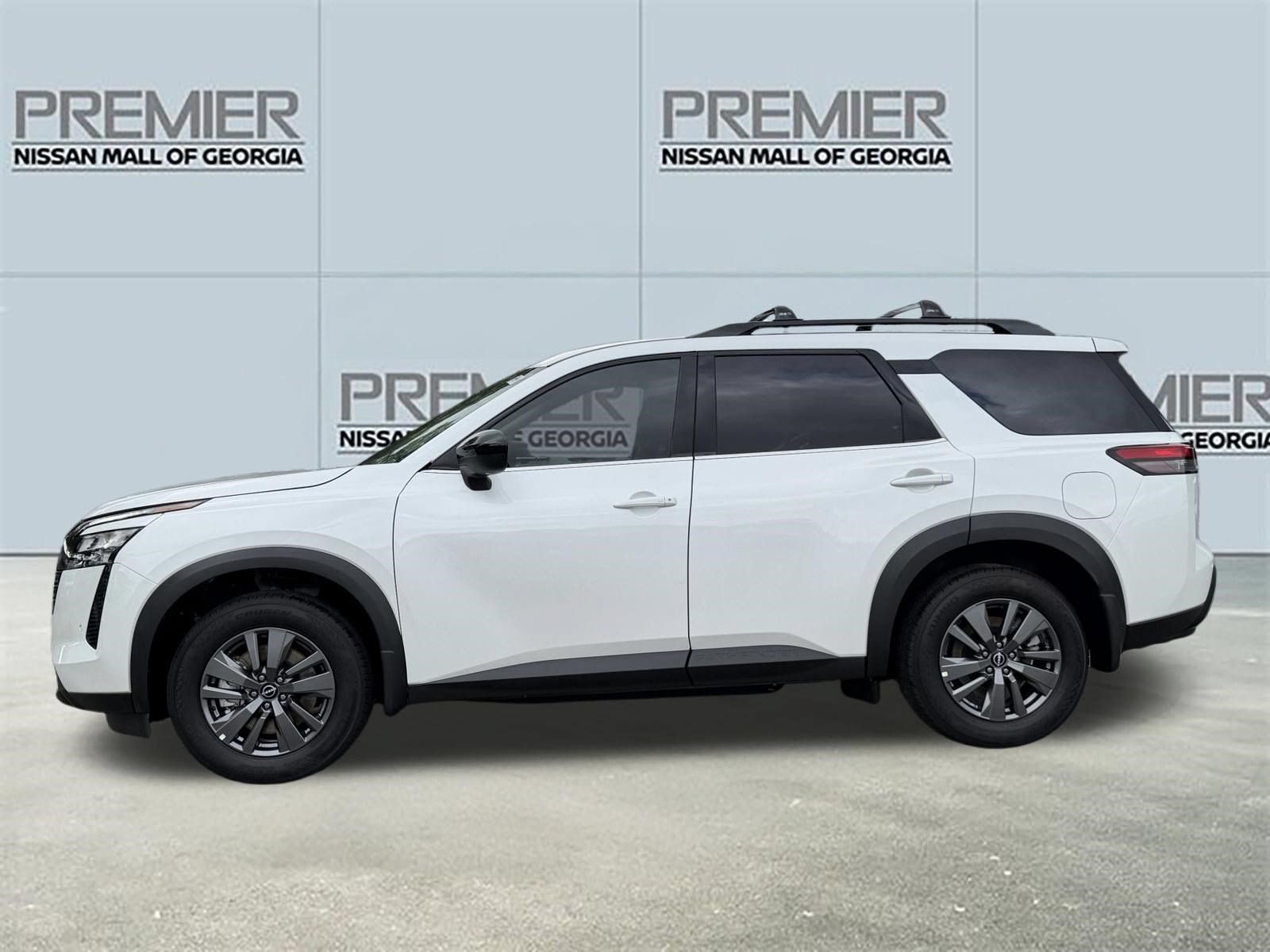 New 2026 Nissan Pathfinder SV w/ SV Premium Package FWD image 25