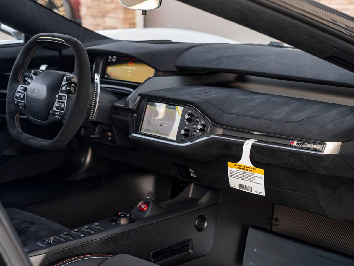 Used 2019 Ford GT RWD image 35