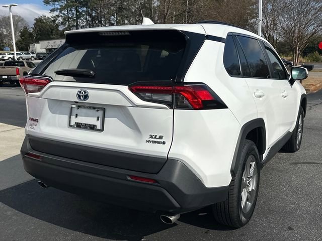 Used 2023 Toyota RAV4 XLE w/ Convenience Package image 3