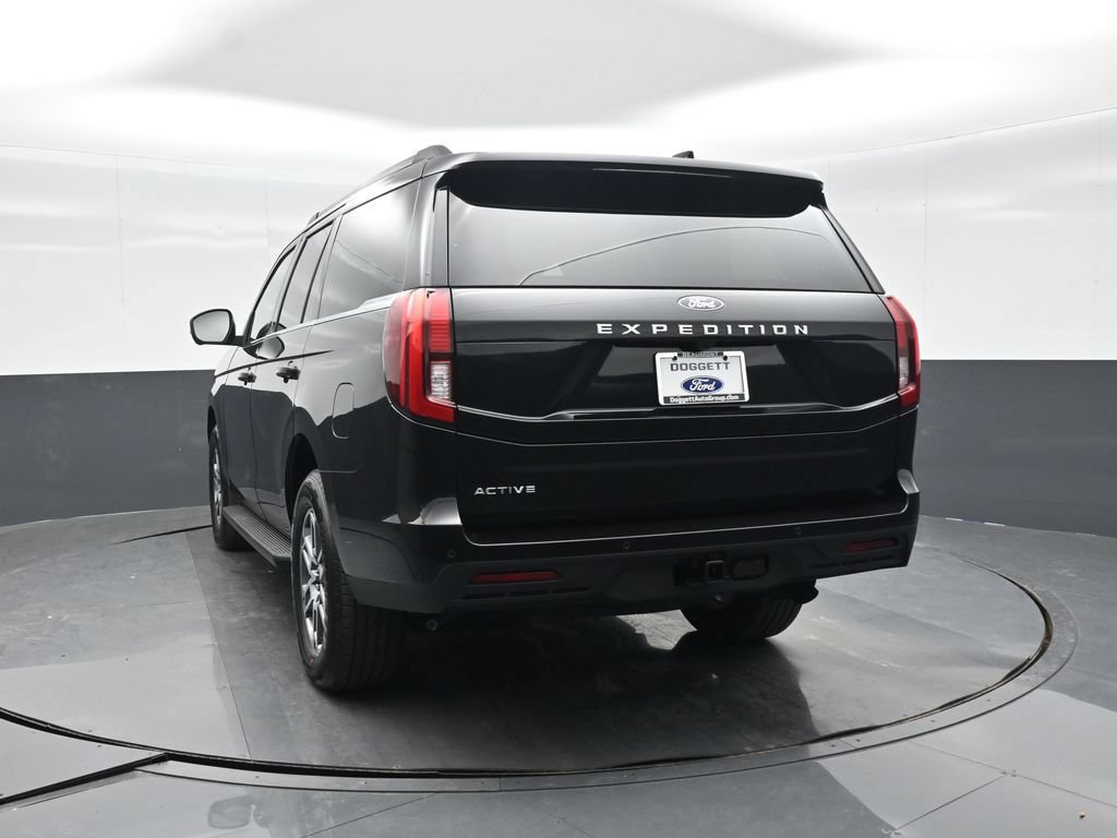 New 2026 Ford Expedition Active RWD image 5