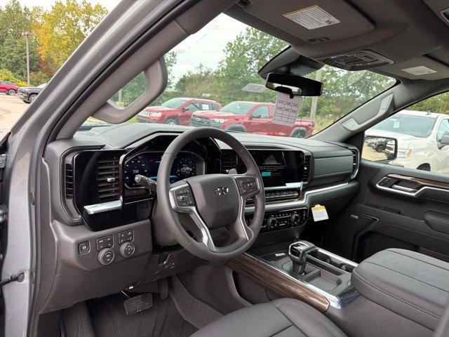 New 2026 Chevrolet Silverado 1500 RST w/ RST All Star Premium Package AWD/4WD image 14