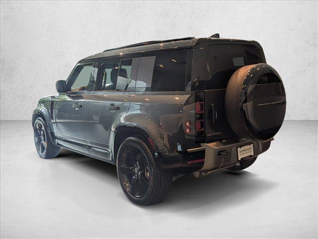 Used 2025 Land Rover Defender 110 X-Dynamic SE AWD/4WD image 7