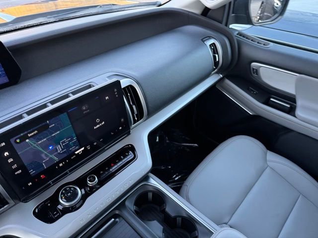 Certified 2025 Ford Expedition Max Active image 28