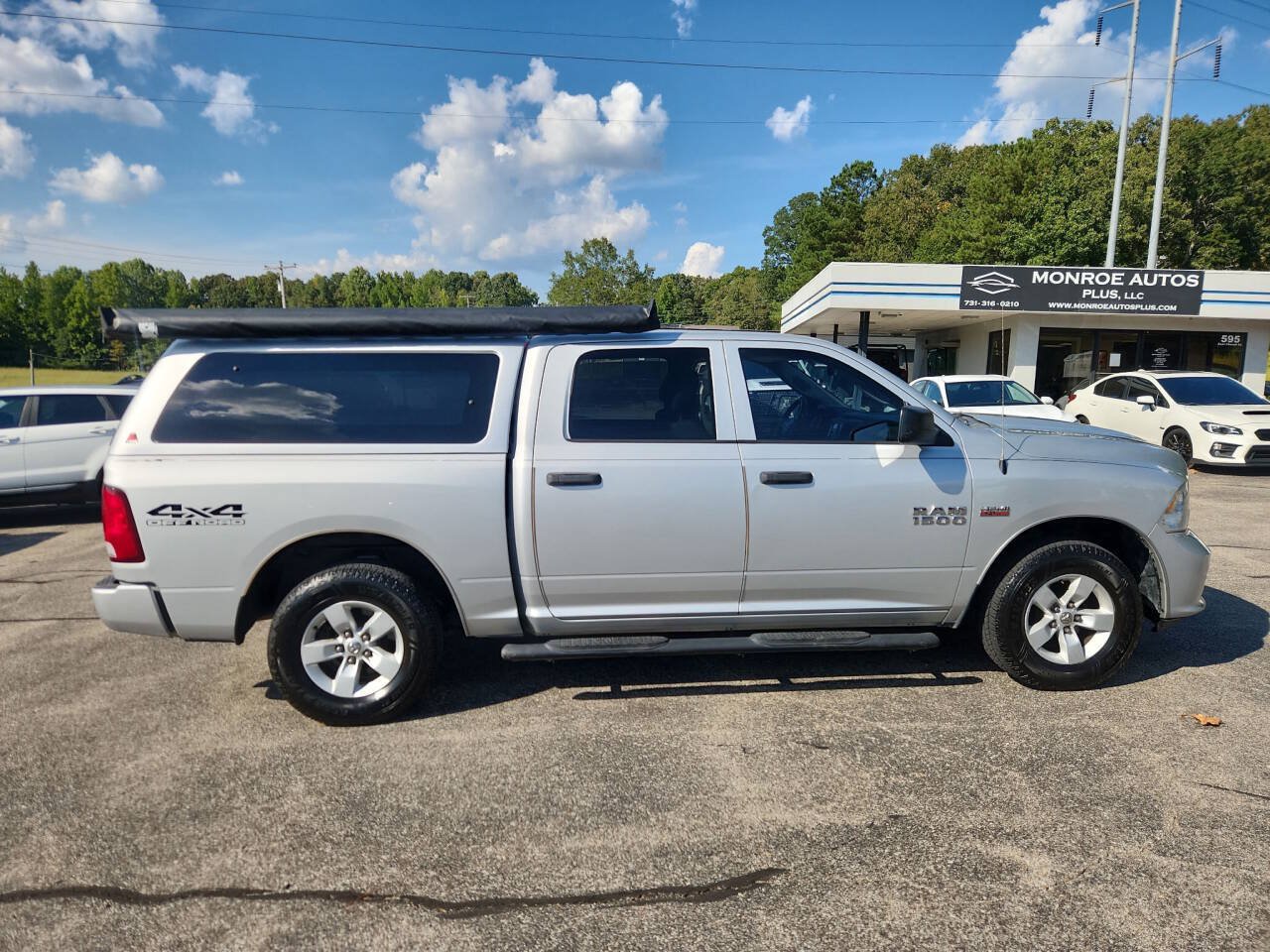 Used 2018 RAM 1500 Express AWD/4WD image 1