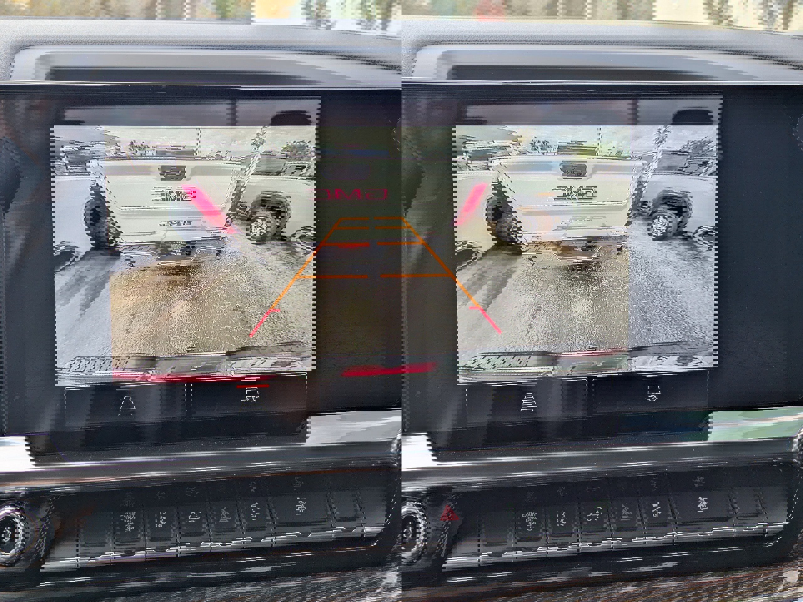 New 2026 GMC Sierra 2500 SLE image 25