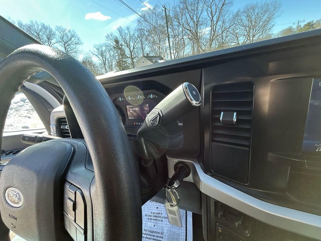 Used 2025 Ford F250 XLT w/ Snow Plow Prep Package image 20