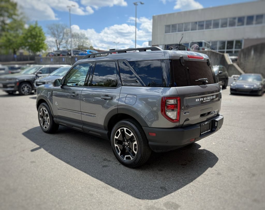 Used 2023 Ford Bronco Sport Outer Banks w/ Tech Package AWD/4WD image 12