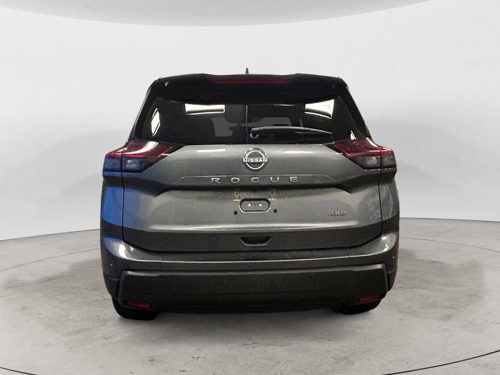 Used 2026 Nissan Rogue SV image 5