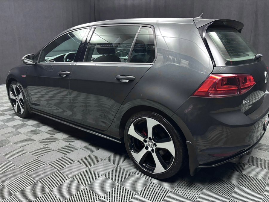 Used 2016 Volkswagen GTI SE image 17
