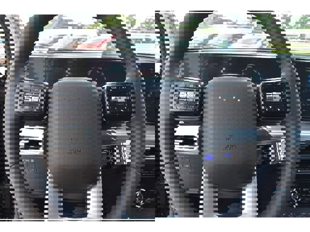 New 2026 Hyundai Ioniq 9 Limited image 9