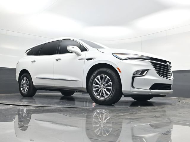 Used 2024 Buick Enclave Essence w/ Technology Package image 51