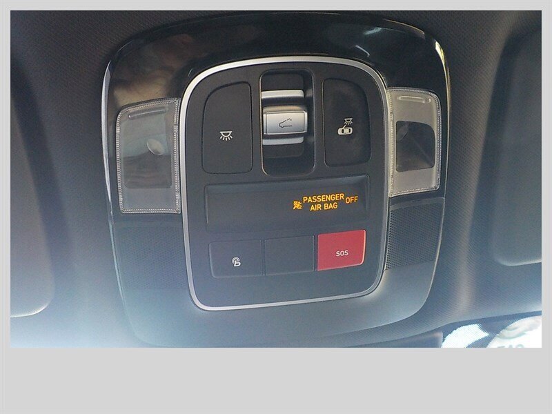 Used 2023 Hyundai Santa Cruz Limited image 31