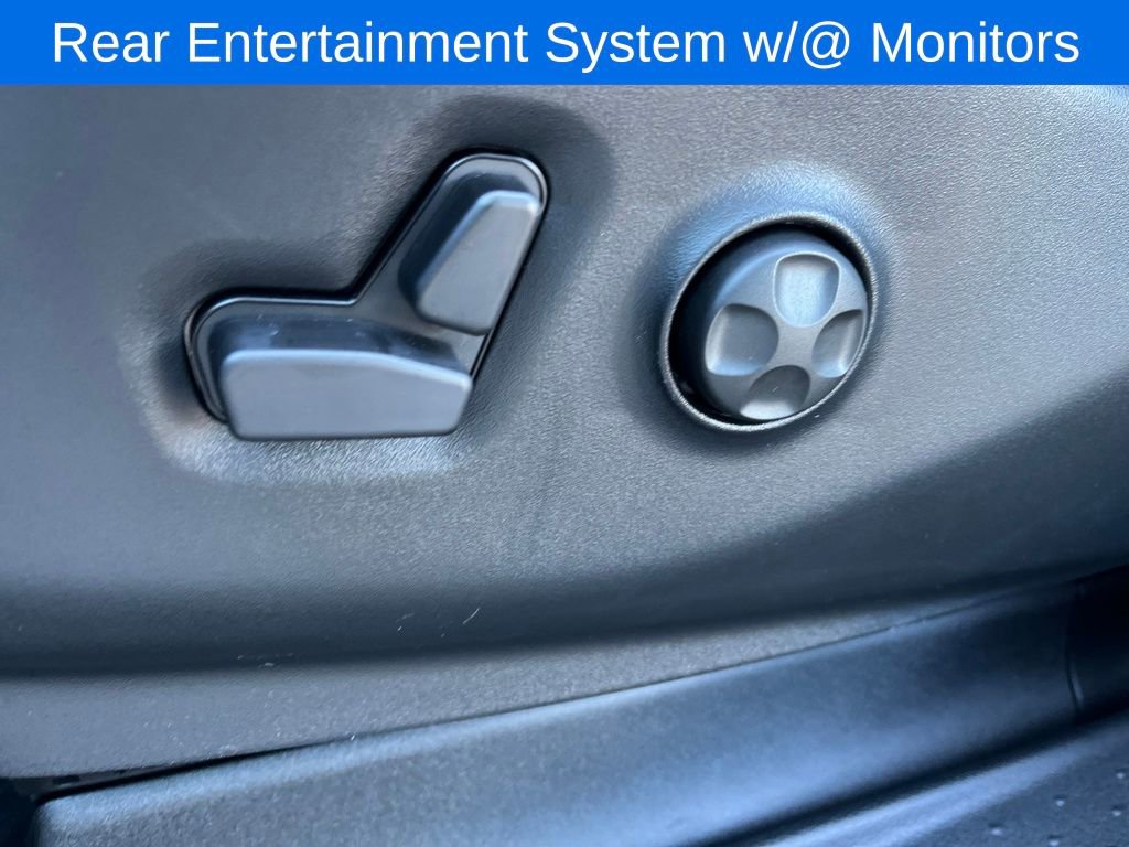 New 2026 Chrysler Pacifica Limited w/ S Appearance Package image 31