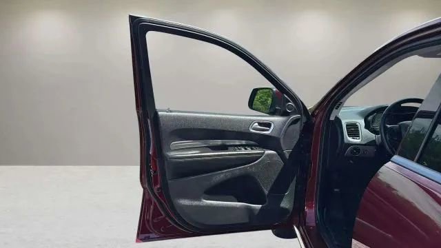 Used 2019 Dodge Durango SXT image 12