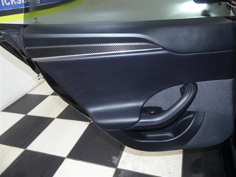 Used 2022 Tesla Model S Plaid image 25
