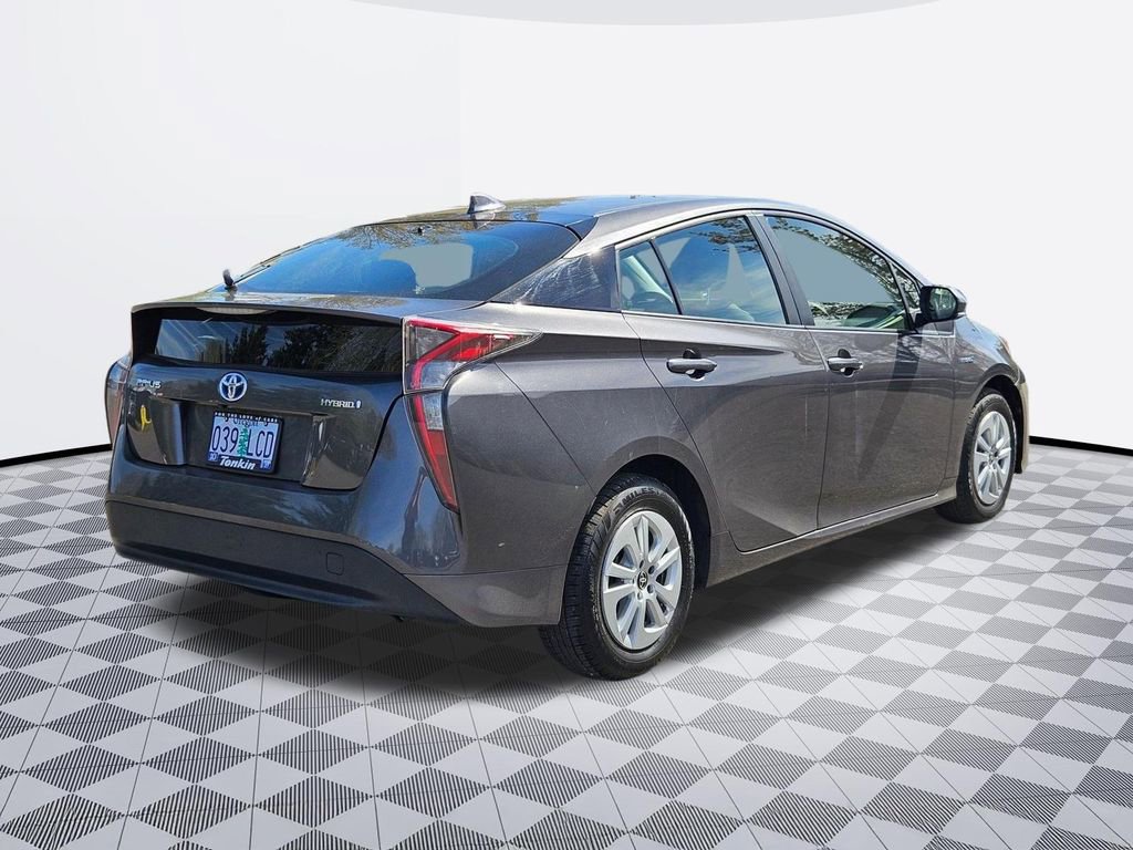 Used 2016 Toyota Prius Two image 6