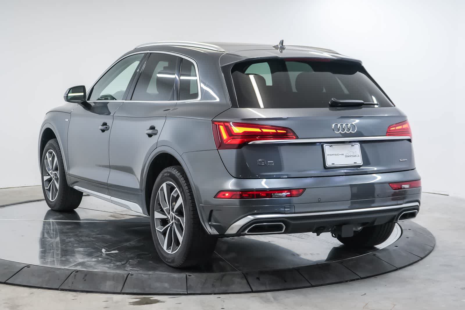 Used 2023 Audi Q5 2.0T Premium Plus w/ Premium Plus Package AWD/4WD image 3