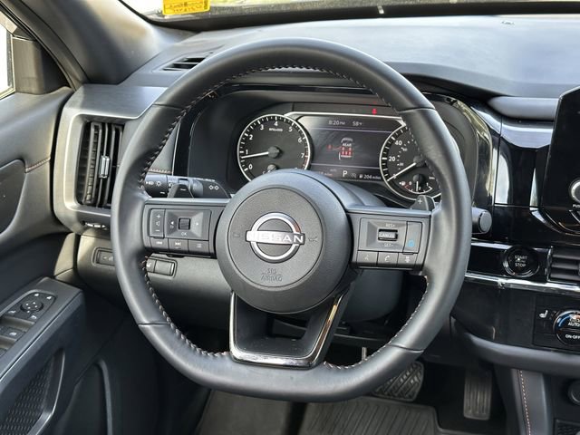 Certified 2025 Nissan Pathfinder Rock Creek image 27