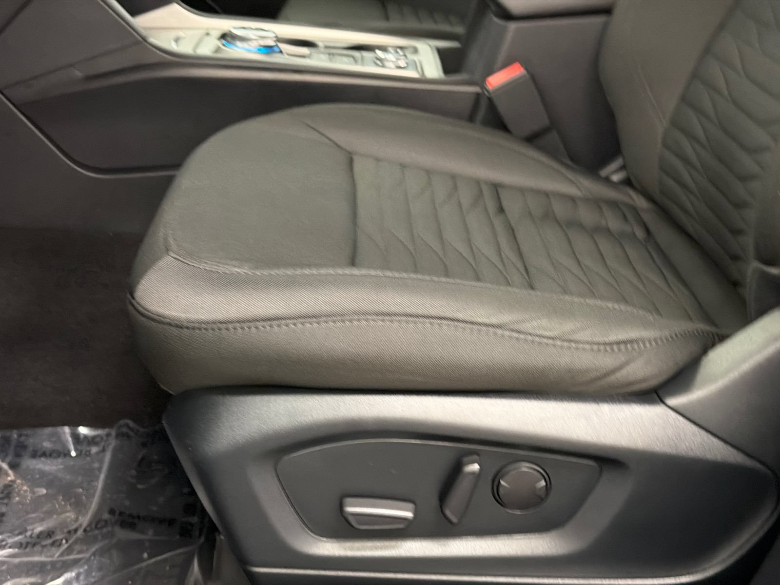 Used 2021 Ford Explorer XLT AWD/4WD image 15