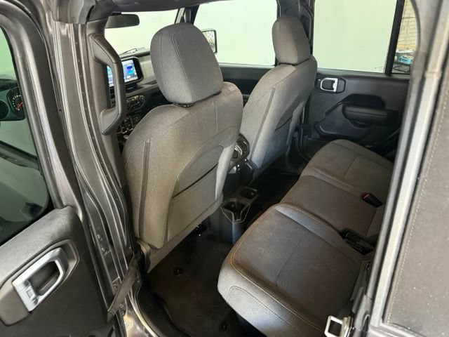 Certified 2024 Jeep Gladiator Sport AWD/4WD image 32
