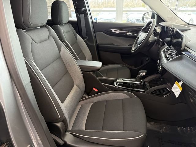 New 2026 Chevrolet TrailBlazer LT w/ Convenience Package FWD image 20
