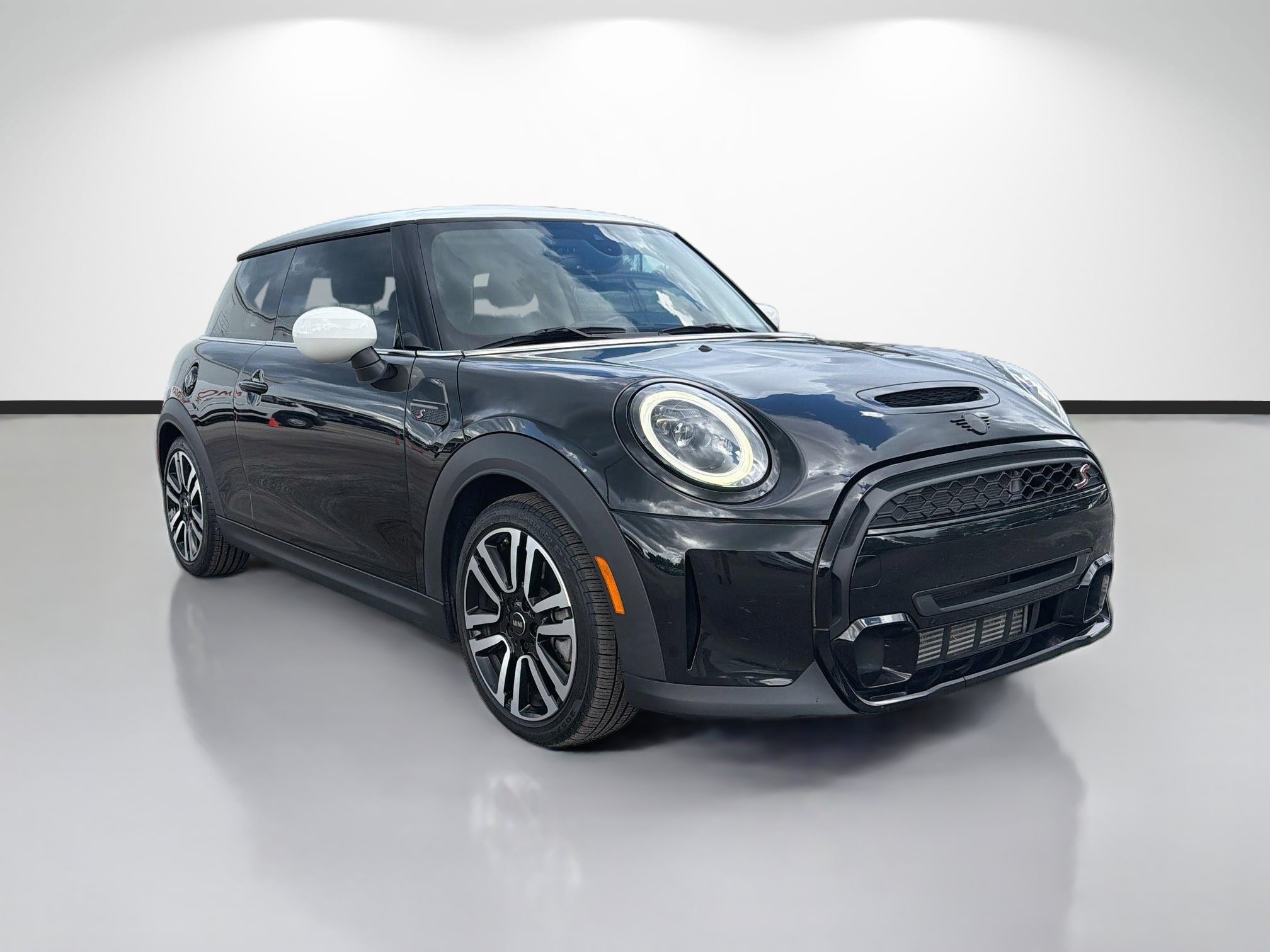 Used 2023 MINI Cooper S FWD image 7