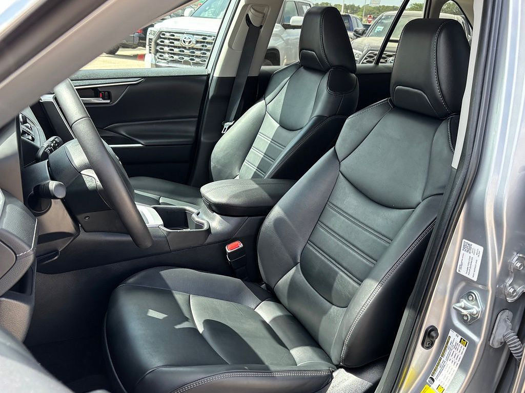 Certified 2023 Toyota RAV4 XLE Premium AWD/4WD image 12