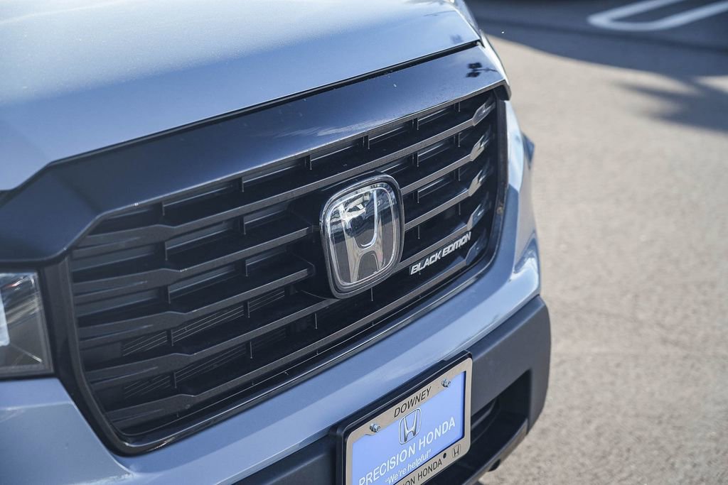Certified 2023 Honda Ridgeline Black Edition image 3