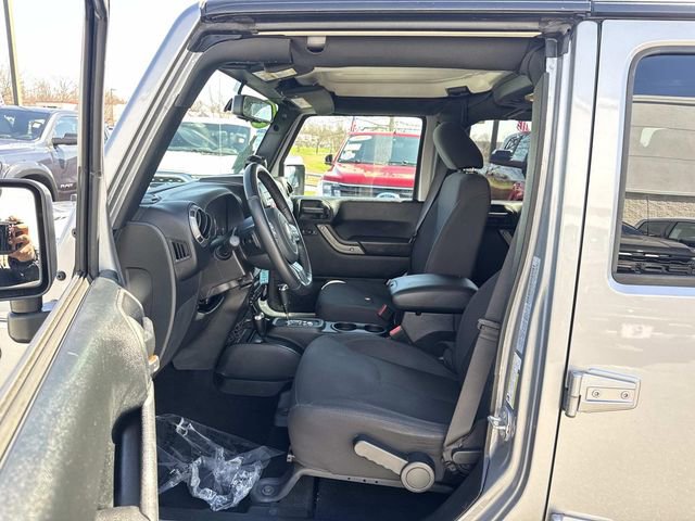 Used 2018 Jeep Wrangler Unlimited Sport S image 17
